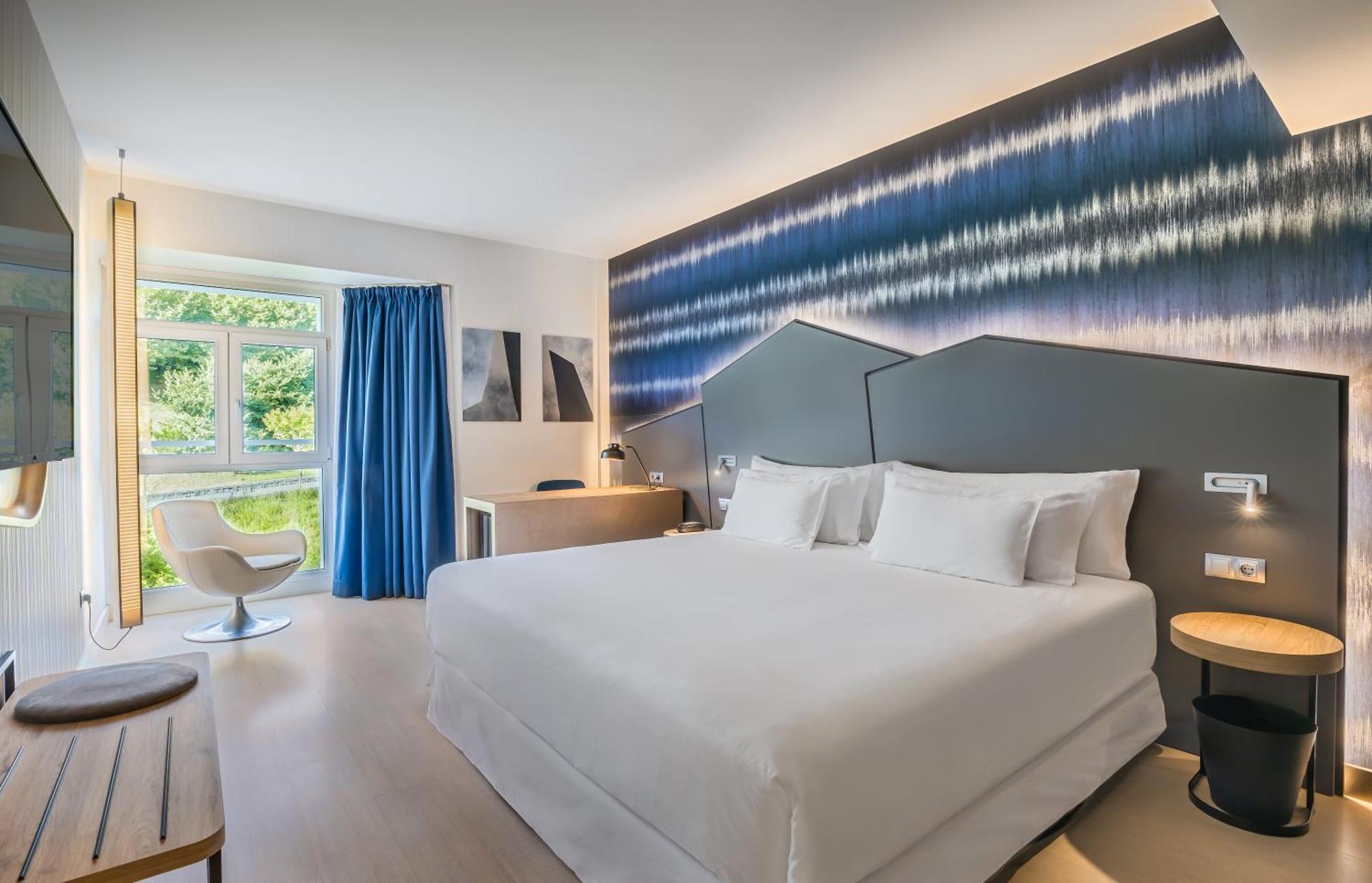 Superior Double or Twin Room,1018094575:JPEG